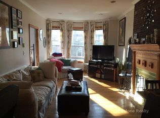 375 Hanover St APT 001, Boston, MA 02113