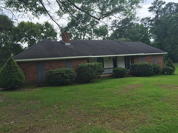 4th image of 105 Honeysuckle Ave