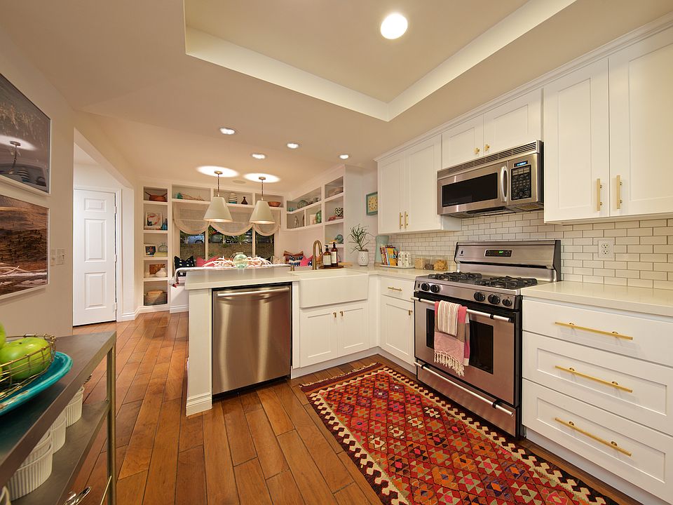 1st image of 665 S Cedros Ave