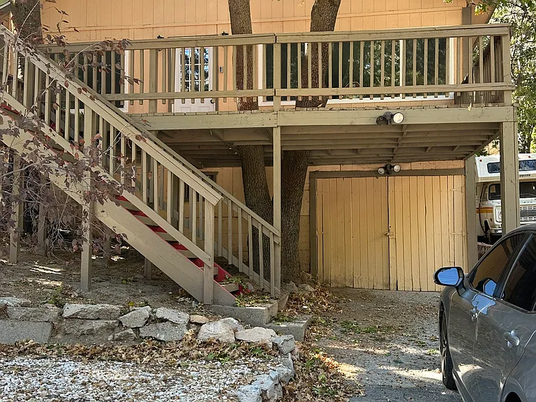 Acacia Dr — Photo 16