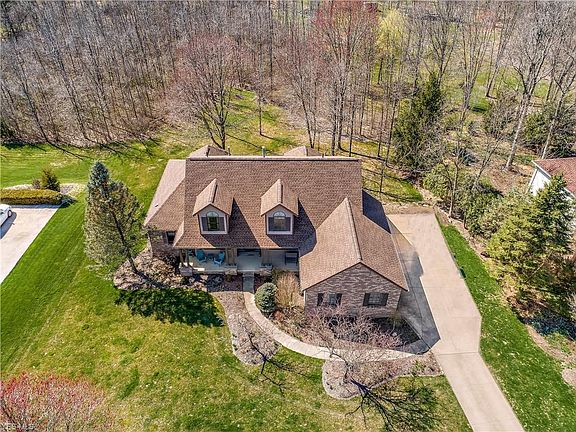 2nd image of 7304 Wellington Ct