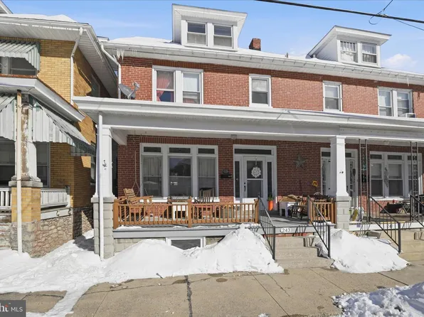 243 W Franklin St, Ephrata, PA 17522