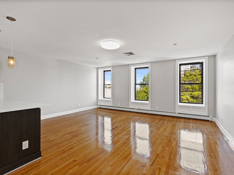 1st image of 581 5th Ave APT 2B