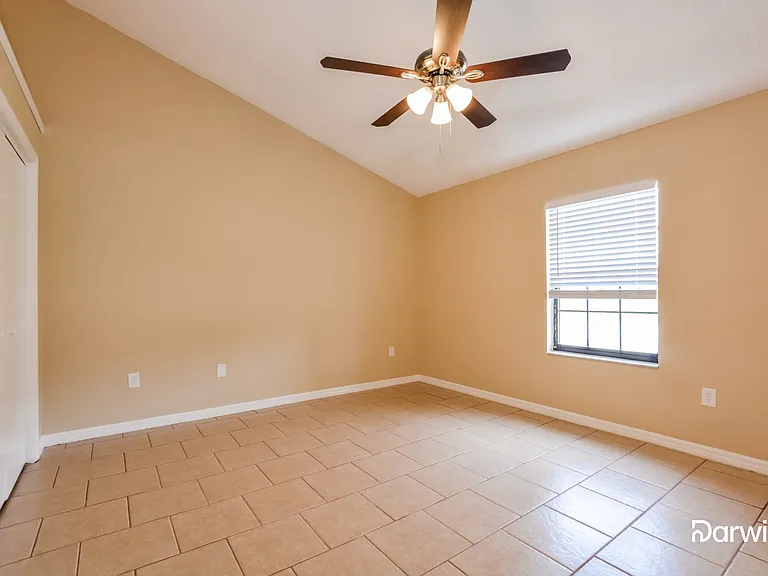 15224 SW 37th Ter — Photo 13