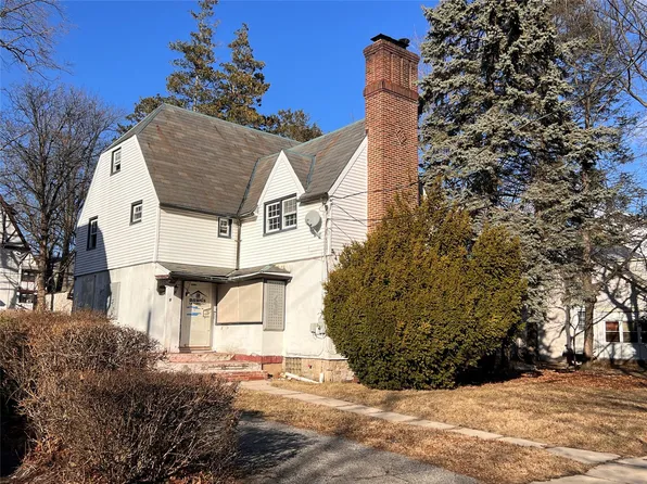 9 Watkins Place, New Rochelle, NY 10801