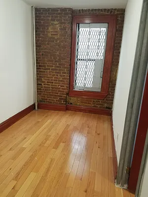 Rented by Allen Harris, LREB | media 10