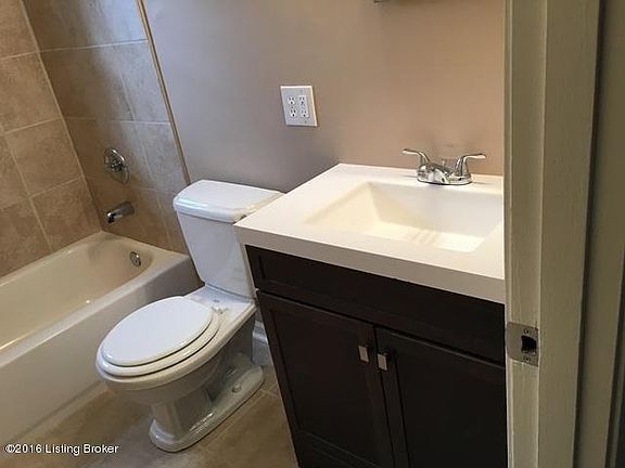 408 Bathroom 2