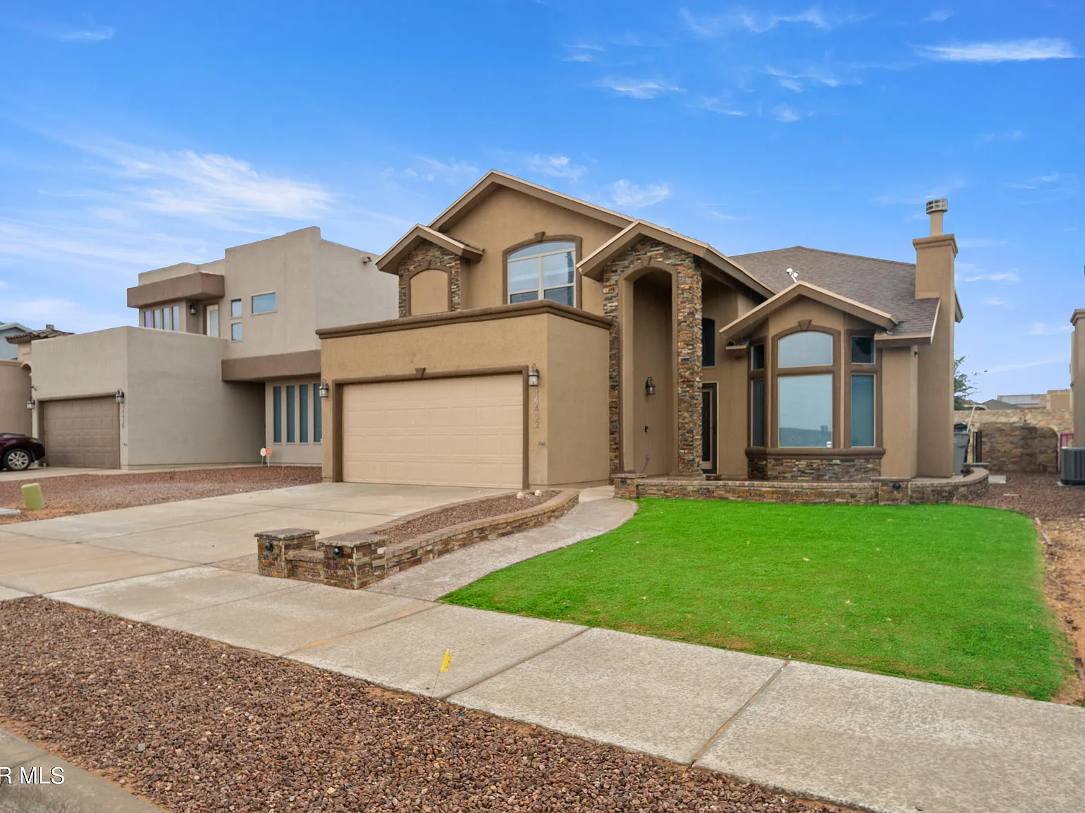 4 bed, 3.0 bath, 2134 sqft, $2,200 — Photo 3