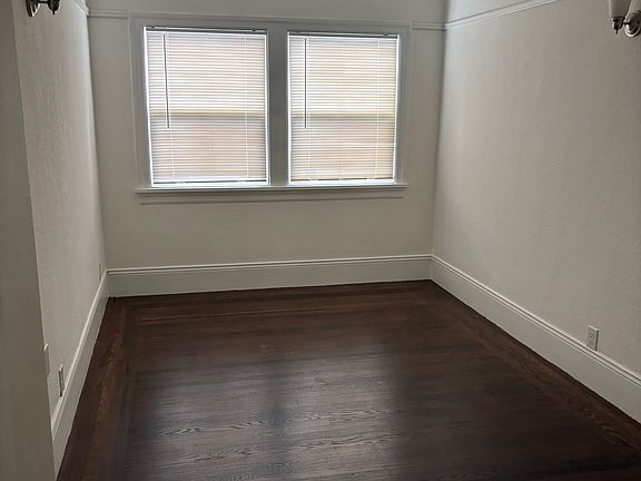 3rd image of 846 Aileen St
