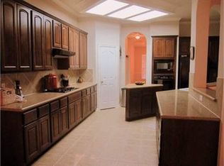 30 Weeping Spruce Ct, Conroe, TX 77384