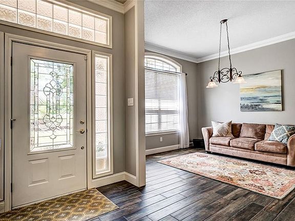 4th image of 10997 Nix Ln