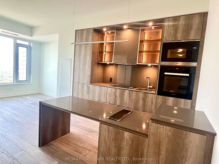 11 Yorkville Ave #3310 — Photo 4