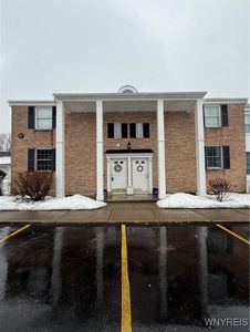 270 Buffalo Rd APT 65, East Aurora, NY, 14052
