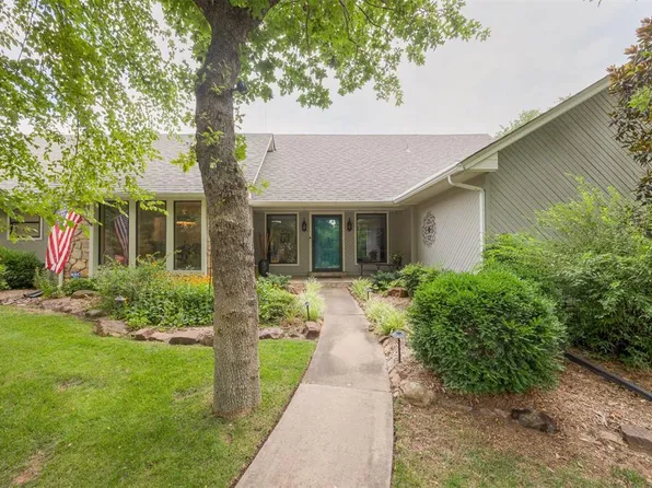 4304 Rock Canyon Rd, Edmond, OK 73025