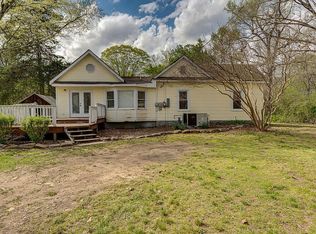 702 Retro Hughes Rd, Sale Creek, TN 37373