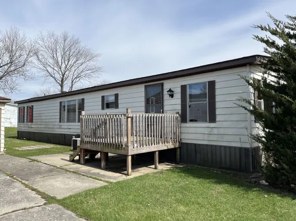 149 Flamingo Dr #149FLAM, Beecher, IL 60401