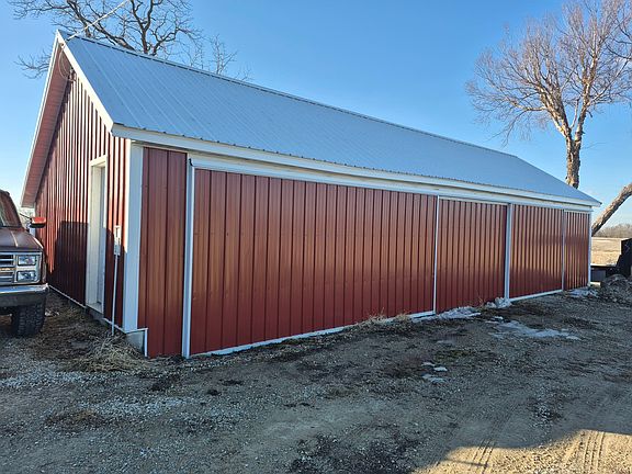 4th image of 1097 Old Stage Rd