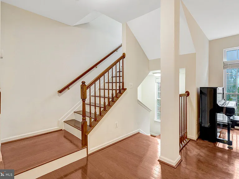 4479 Beacon Grove Cir #B — Photo 5