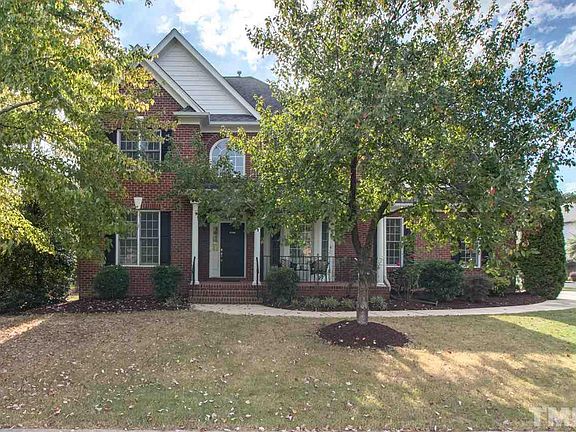 3rd image of 4207 Branchwood Dr