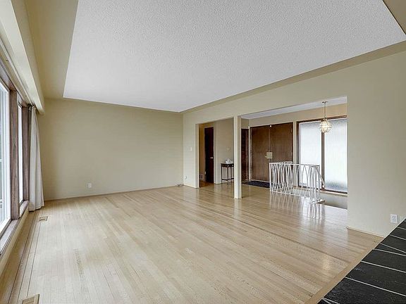4th image of 13753 114th Ave