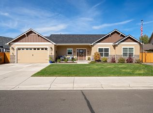 2035 Rabun Way, Central Pt, OR 97502