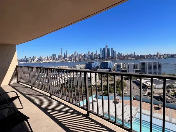 380 Mountain Rd APT 608, Union City, NJ 07087