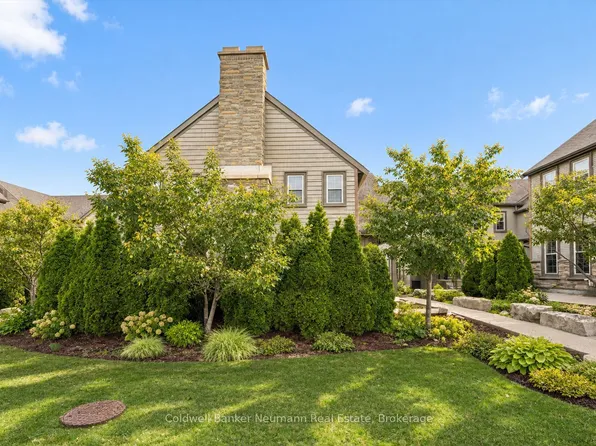100 Frederick Dr #9, Guelph, ON N1L 0H6