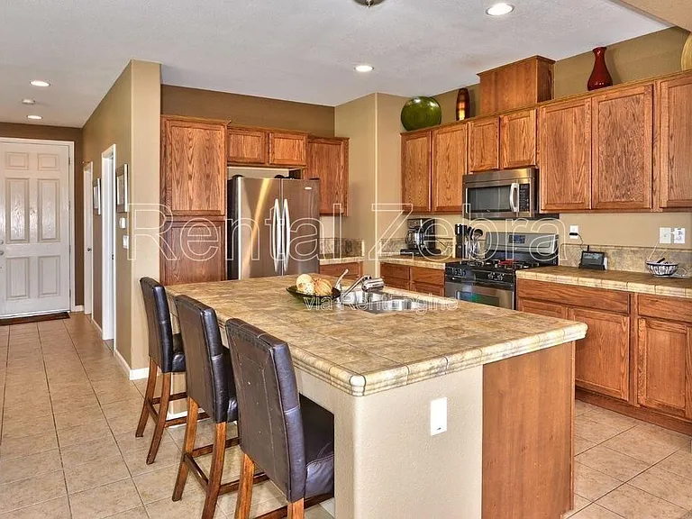 2348 Tedeschi Dr — Photo 4