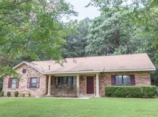 2810 Foxxwood Dr, Ruston, LA 71270