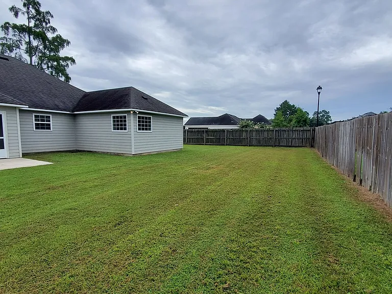 518 Barnside Ln — Photo 23