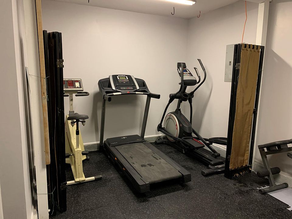 2nd image of 3621 W Main St
