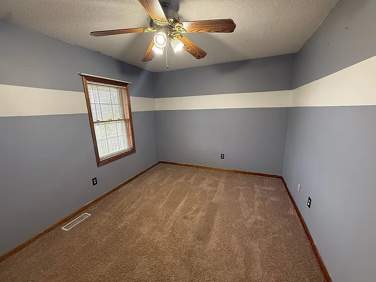 58267 Corticelli Rd — Photo 11