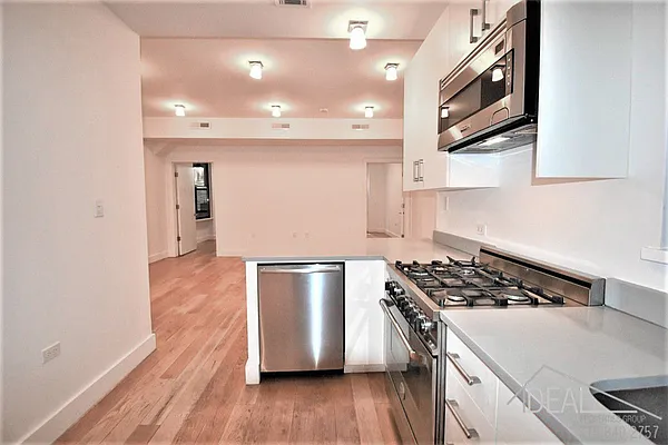 Rented by Ideal Properties Group | media 10