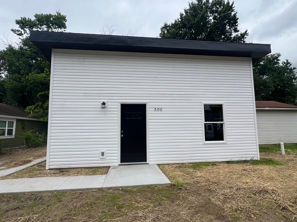 500 Worley Adu St