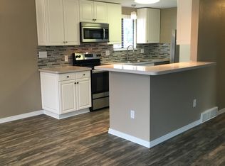 721 Independence Dr, Longmont, CO 80504