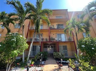 6200 W Flagler St APT 203, Miami, FL 33144