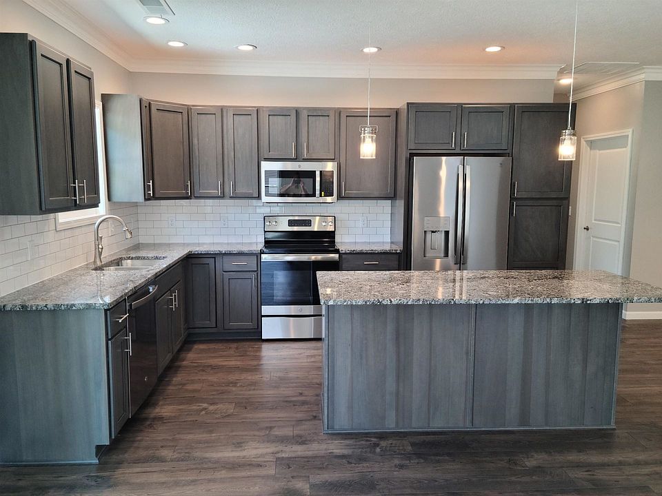 1st image of 26 Degas Ln