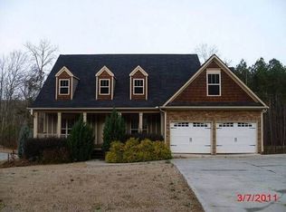 25 Spruce Ln, Cartersville, GA 30121