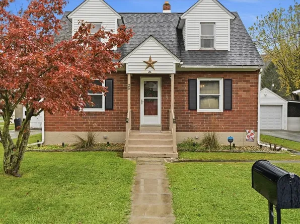 26 Berry Ave, Clarksville, PA 15322