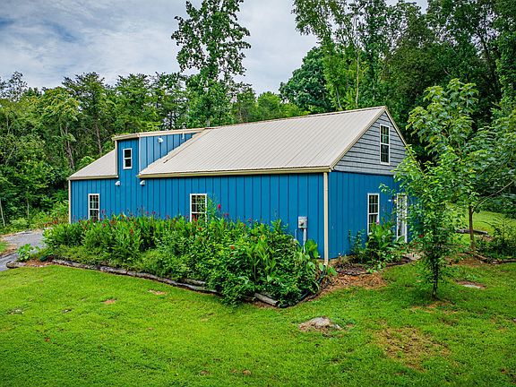 3rd image of 238 Old Embreeville Rd