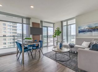 900 Carnarvon St #1202, New Westminster, BC V3M 0N6