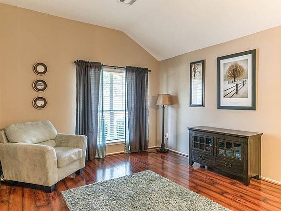 5th image of 1919 Fergus Park Ct