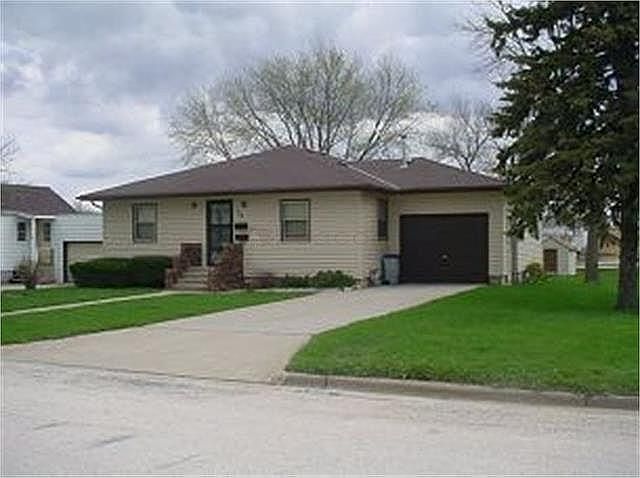 2nd image of 14 NE 1st St