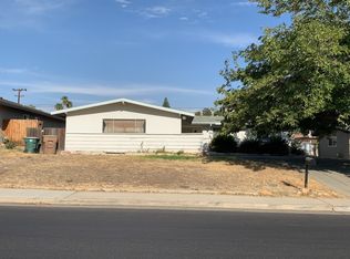 3009 Dwight St, Bakersfield, CA 93306