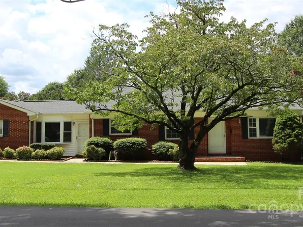 1421 Thompson Ave, Charlotte, NC 28216