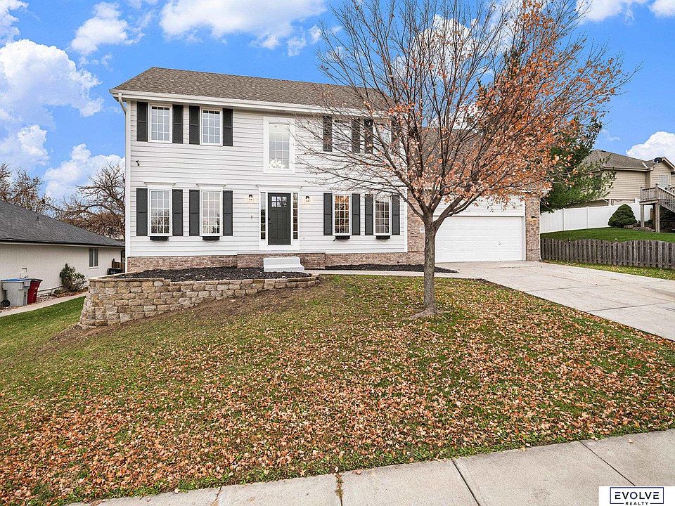 1st image of 15721 Timberlane Dr