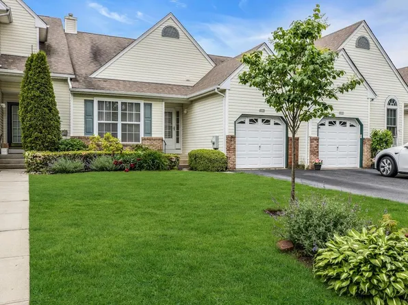 1504 Nicole Drive #1504, Port Jefferson Station, NY 11776