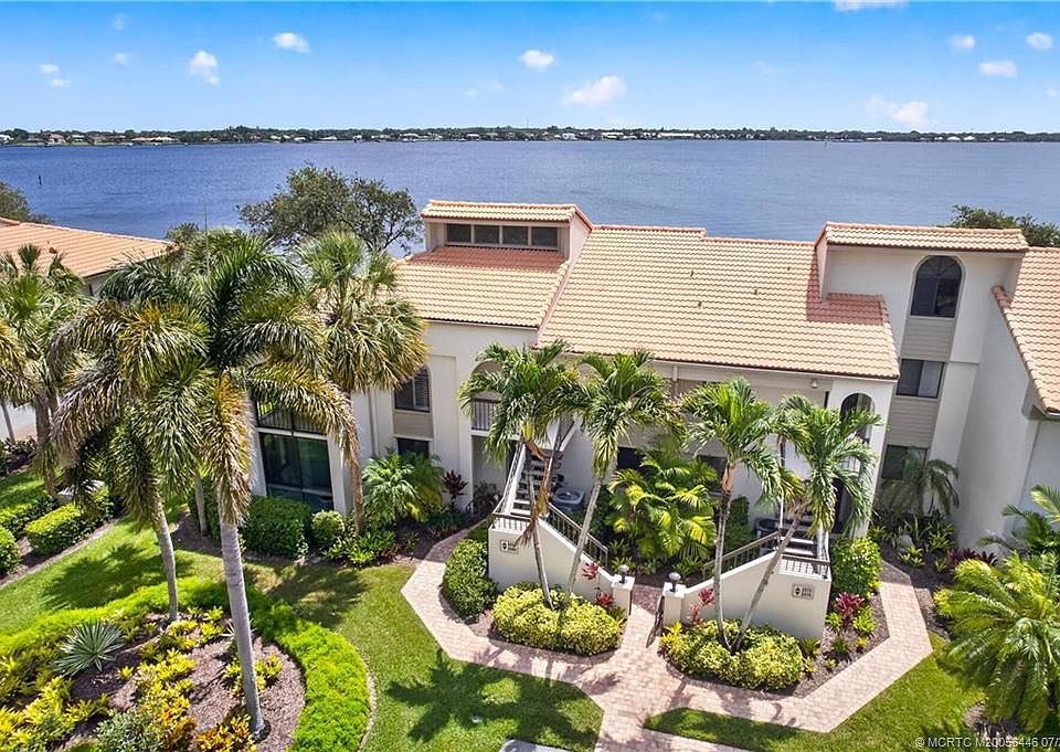 1st image of 2568 NW Seagrass Dr #2A