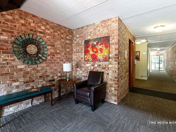 2nd image of 100 W Park Circle Dr APT 2G