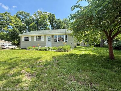 3657 Jackson Blvd, White Lake, MI, 48383